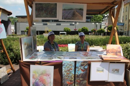 Twórczynie biorące udział w Jarmarku podczas "Święta Sąsiada"